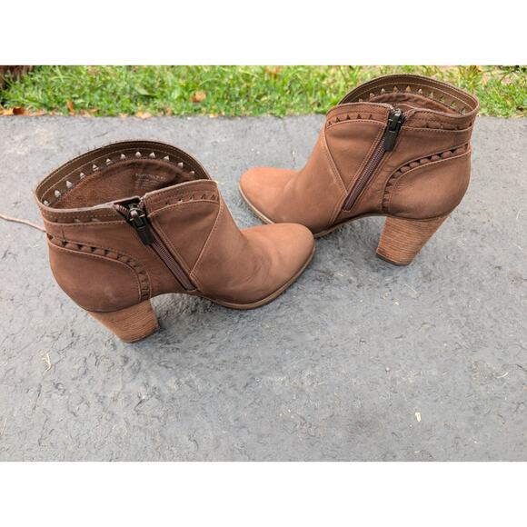 Vince Camuto Women's Fritan Leather Bootie Boots Sz 7.5 Brown Nubuck Boho - Picture 4 of 8